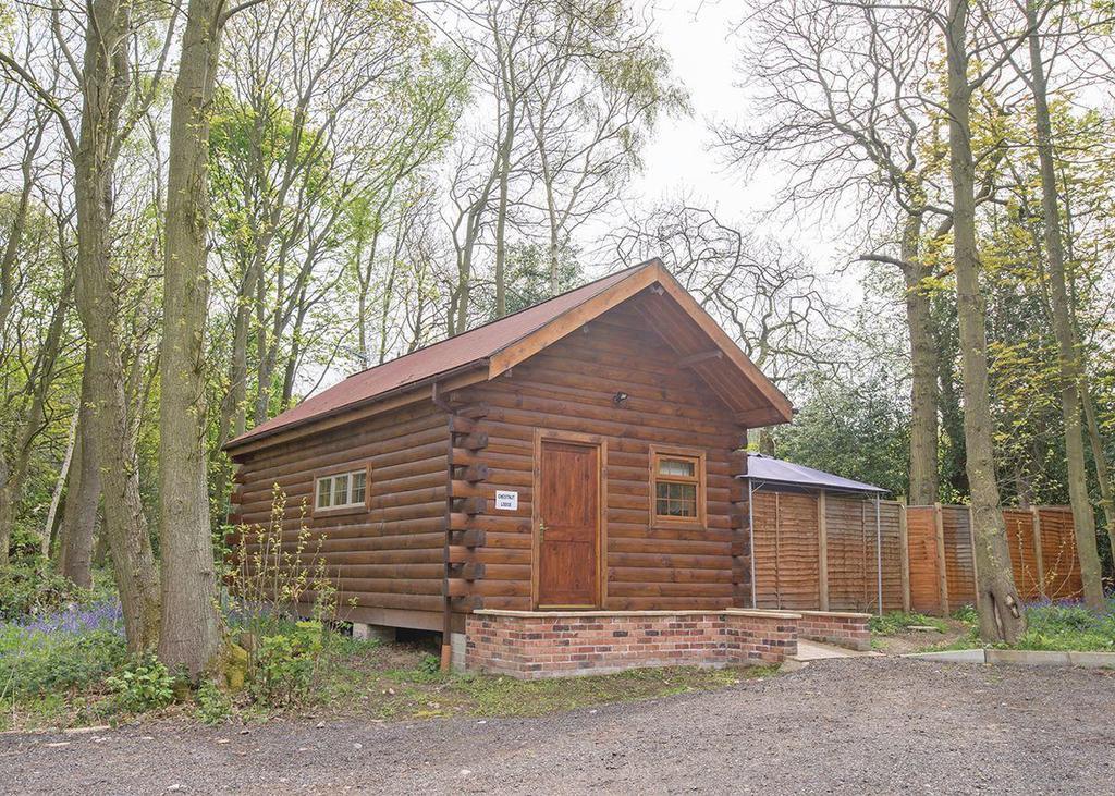 Redbrick Lodges Clipstone Bagian luar foto