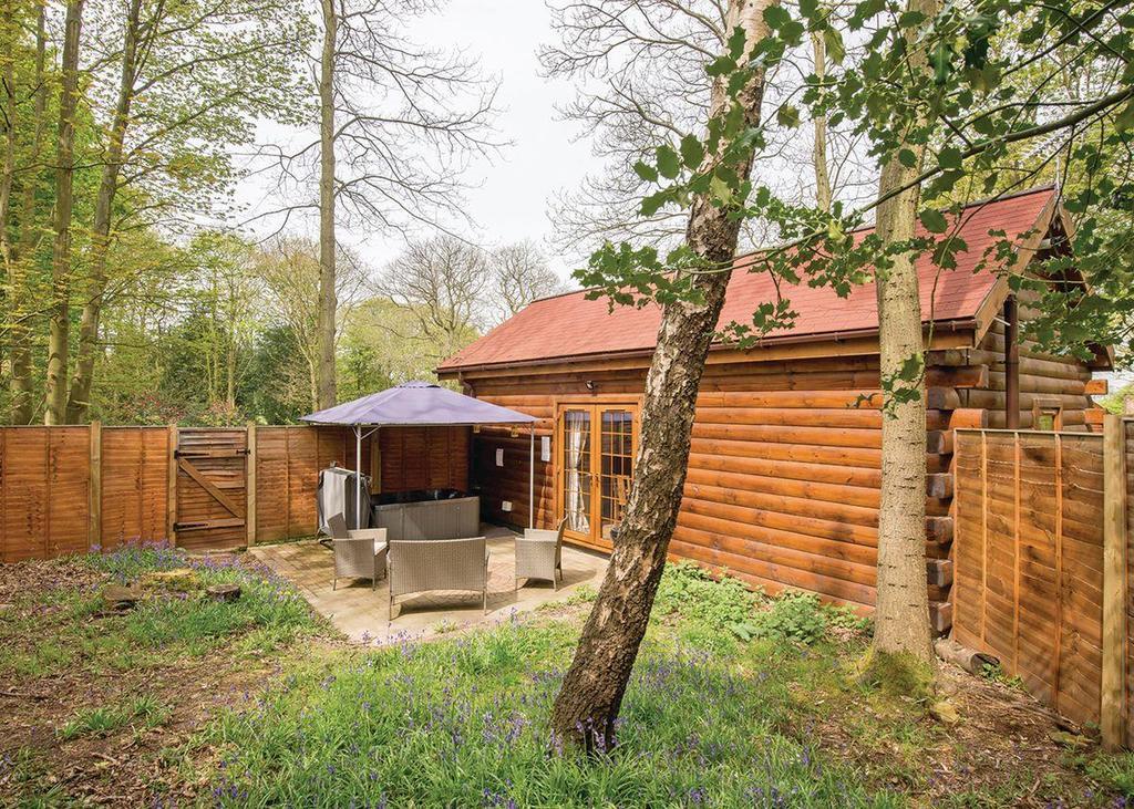 Redbrick Lodges Clipstone Bagian luar foto