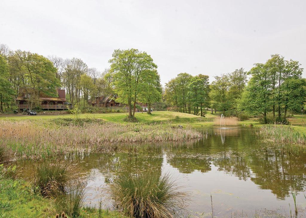 Redbrick Lodges Clipstone Bagian luar foto