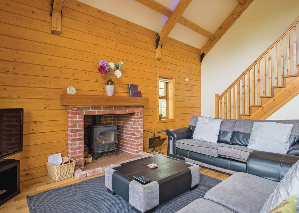 Redbrick Lodges Clipstone Bagian luar foto