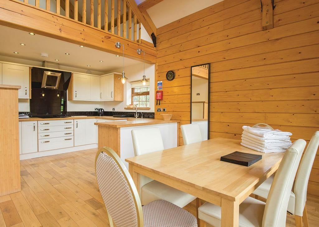 Redbrick Lodges Clipstone Bagian luar foto